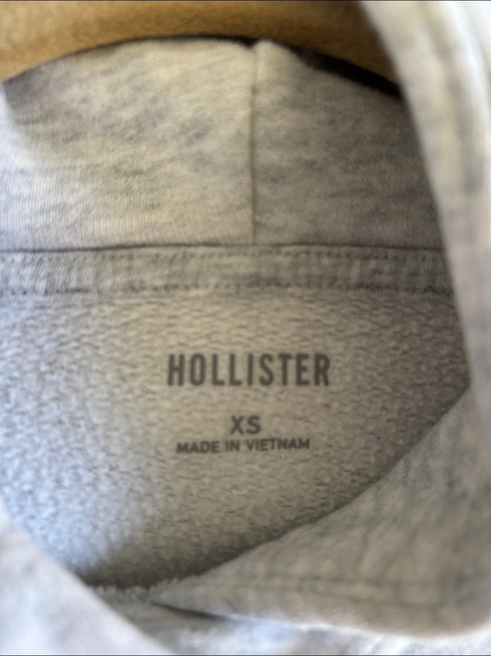 Hollister Women’s Oversized Teddy Bear Graphic Hoodie in Light Heather, XS - Picture 7 of 8
